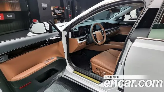 Hyundai Grandeur Hybrid (GN7) 2023 Белый из Кореи, фото 2