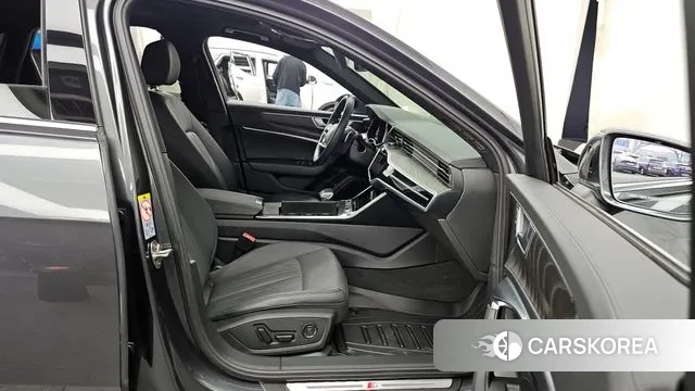 Audi A6 (C8) 2022 Серый из Кореи, фото 2