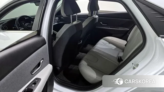 Hyundai Avante (CN7) 2021 Белый из Кореи, фото 2