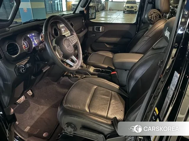 Jeep Wrangler (JL) 2023 Черный из Кореи, фото 2