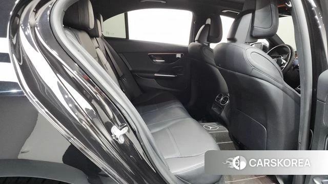 Mercedes-Benz C-Class W206 2024 Черный из Кореи, фото 2
