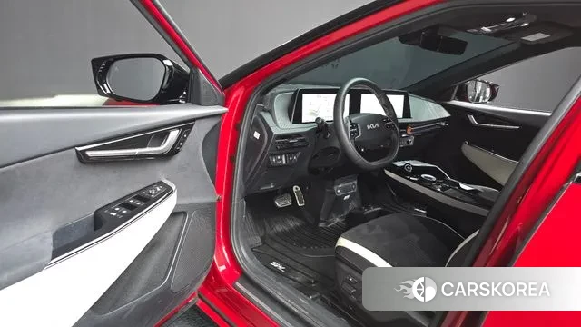 Kia EV6 2024 Красный из Кореи, фото 2