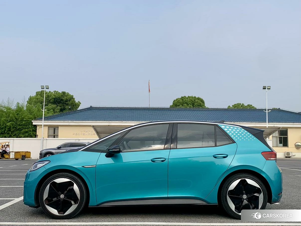 Volkswagen ID.3 2022 Зеленый из Китая, фото 2