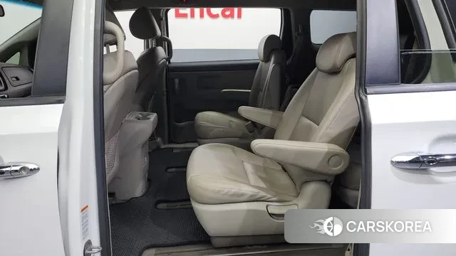Kia The New Carnival 2018 Белый из Кореи, фото 2