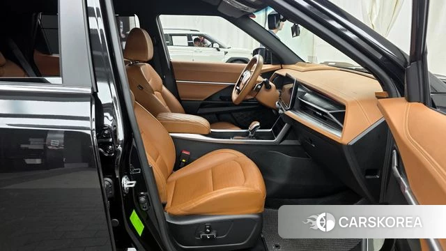 Ssangyong Torres 2023 Черный из Кореи, фото 2