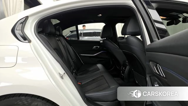 BMW 3 Series (G20) 2021 Белый из Кореи, фото 2
