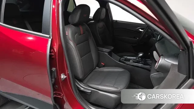 Chevrolet (GM Daewoo) Trax Crossover 2023 Красный из Кореи, фото 2