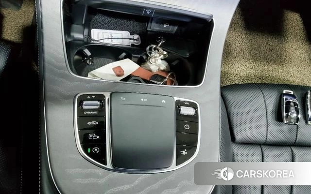 Mercedes-Benz E-Class W213 2022 Белый из Кореи, фото 2