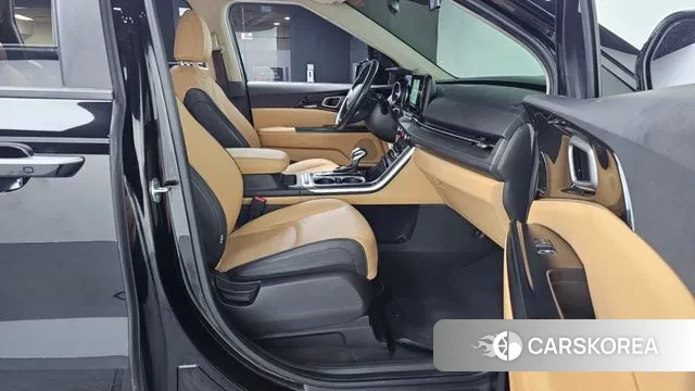 Kia Carnival 4th generation 2021 Черный из Кореи, фото 2
