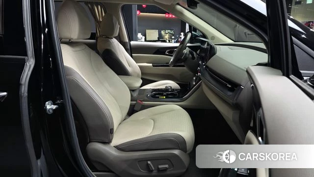 Kia Carnival 4th generation 2021 Черный из Кореи, фото 2