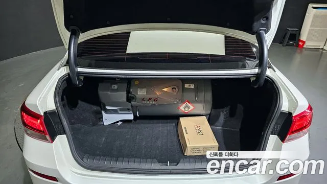 Kia The New K5 2nd generation 2019 Белый из Кореи, фото 2