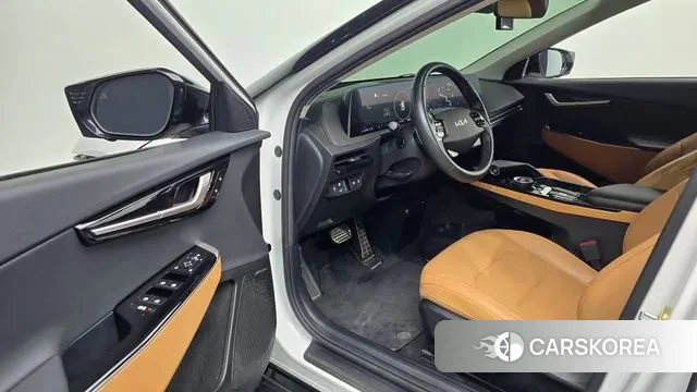 Kia EV6 2022 Белый из Кореи, фото 2