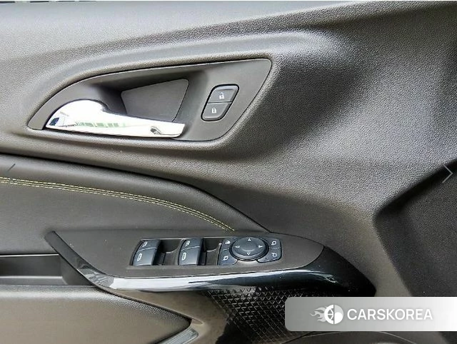 Chevrolet (GM Daewoo) Trax Crossover 2024 Белый из Кореи, фото 2