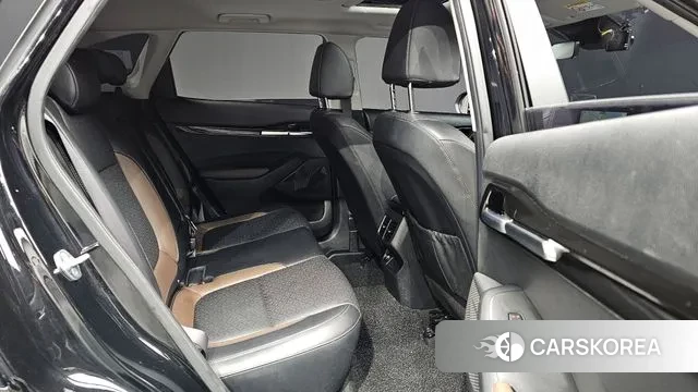 Kia Seltos 2022 Черный из Кореи, фото 2