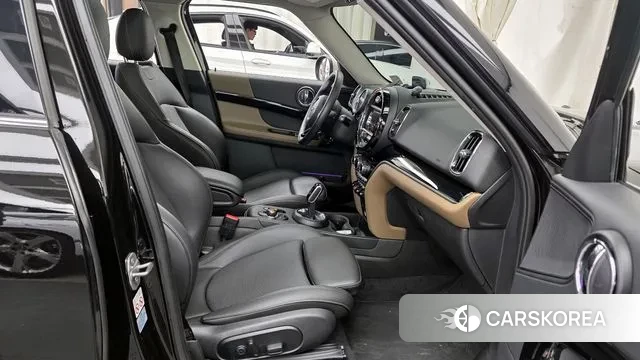 Mini Cooper Countryman 2020 Черный из Кореи, фото 2