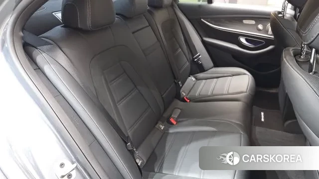 Mercedes-Benz E-Class W213 2022 Серый из Кореи, фото 2