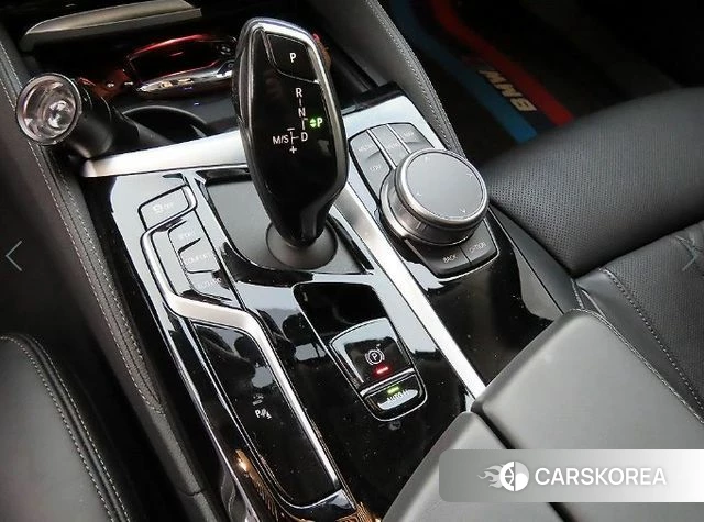 BMW 5 Series (G30) 2021 Черный из Кореи, фото 2