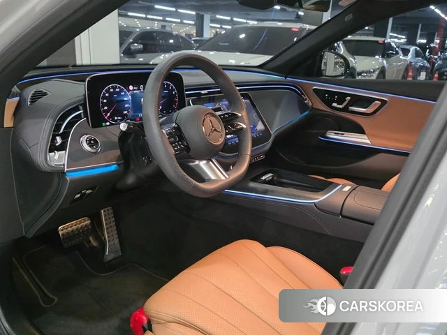 Mercedes-Benz E-Class W214 2026 Серебристо-серый из Кореи, фото 2