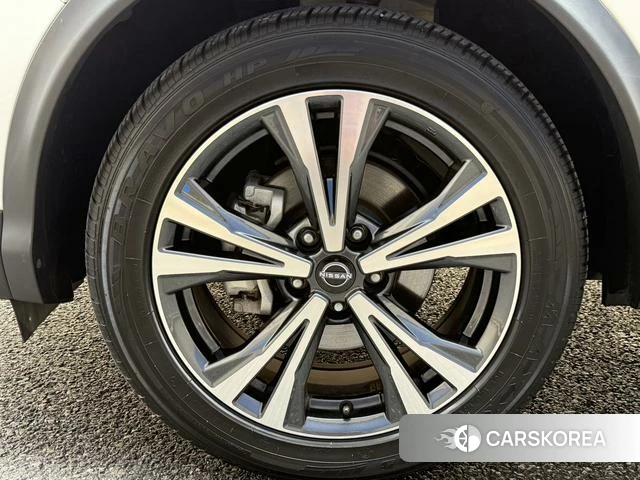 Nissan Qashqai 2023 Белый из Китая, фото 2