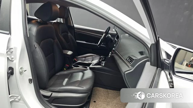 Hyundai The New Avante AD 2018 Белый из Кореи, фото 2