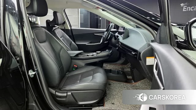 Kia EV6 2022 Черный из Кореи, фото 2