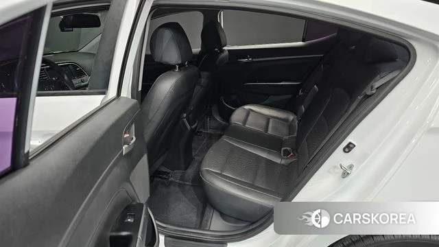 Hyundai Avante AD 2018 Белый из Кореи, фото 2