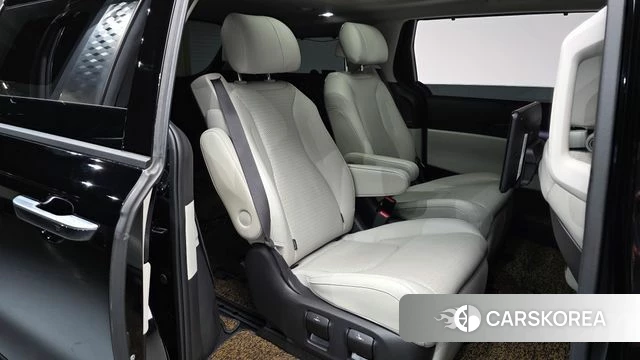 Kia Carnival 4th generation 2022 Черный из Кореи, фото 2