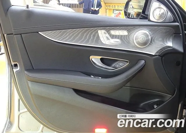 Mercedes-Benz E-Class W213 id 2714473 из Кореи 2