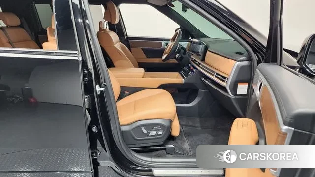 Hyundai Santa Fe (MX5) 2024 Черный из Кореи, фото 2