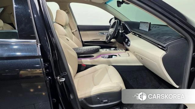 Genesis GV70 2021 Черный из Кореи, фото 2