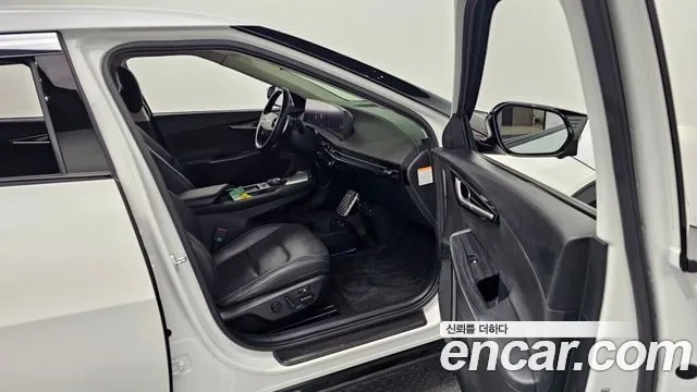 Kia EV6 2023 Белый из Кореи, фото 2