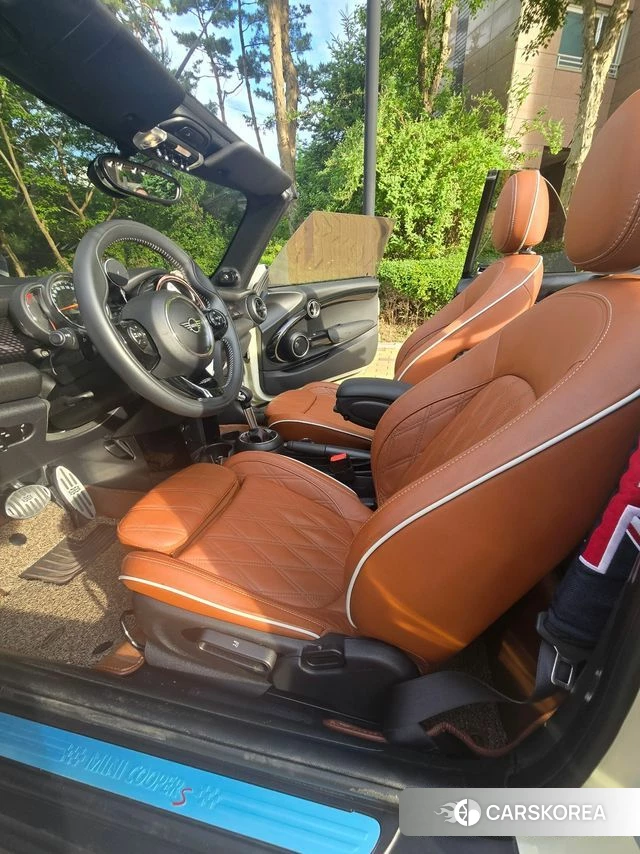 Mini Cooper S Convertible 2019 Жемчужный цвет из Кореи, фото 2