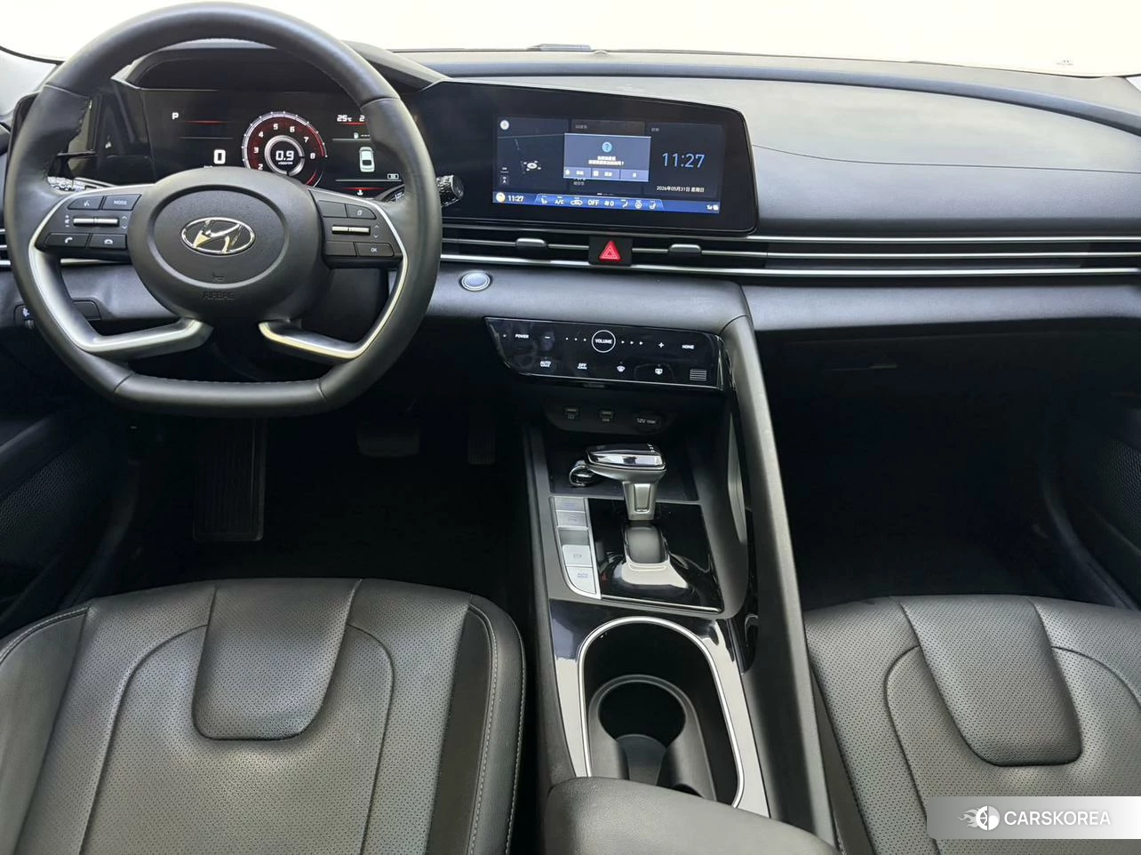 Hyundai Elantra 2022 Белый из Китая, фото 2