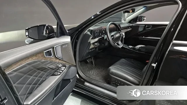 Kia K8 Hybrid 2023 Черный из Кореи, фото 2