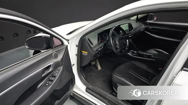 Hyundai Sonata (DN8) 2020 Белый из Кореи, фото 2