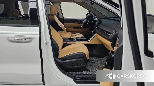 Kia Carnival 4th generation 2022 Белый из Кореи, фото 2