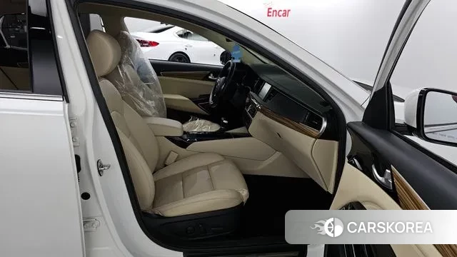 Kia Come New K7 2018 Белый из Кореи, фото 2