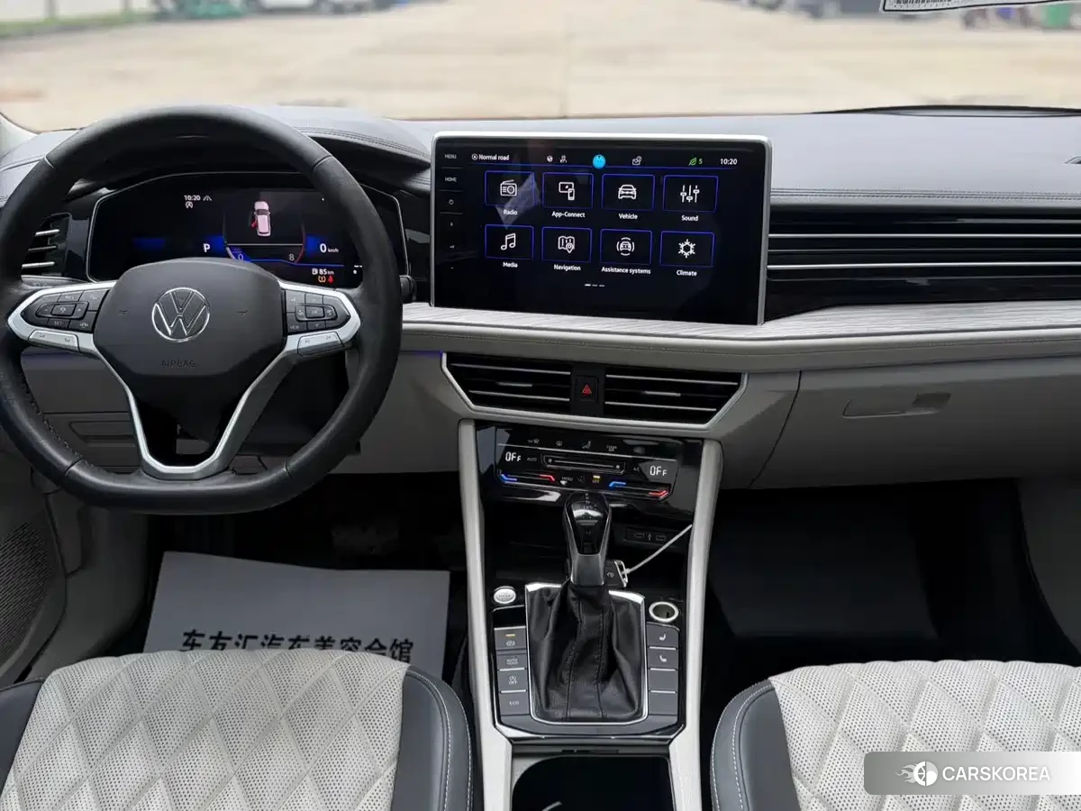 Volkswagen Sagitar 2022 Синий из Китая, фото 2