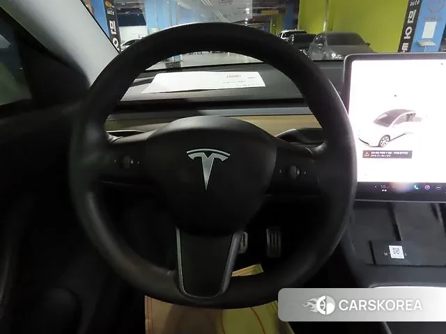 Tesla Model Y 2021 Белый из Кореи, фото 2