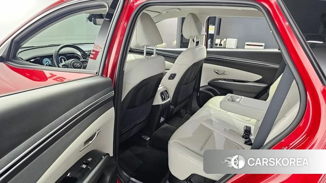 Hyundai Tucson Hybrid (NX4) 2021 Красный из Кореи, фото 2