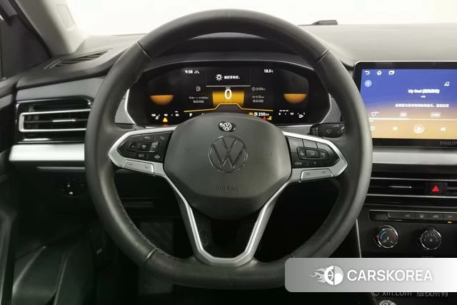 Volkswagen Lavida 2024 Белый из Китая, фото 2