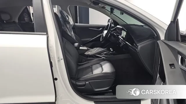 Kia Di Ol Nu Niro 2022 Белый из Кореи, фото 2