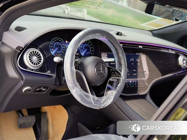 Mercedes-Benz EQS SUV 2026 Черный из Китая, фото 2