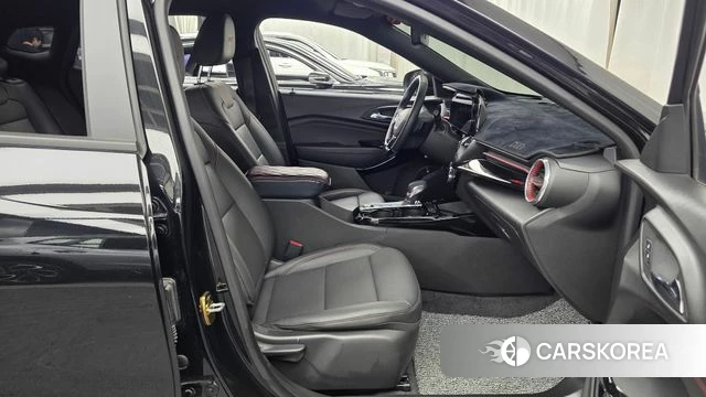 Chevrolet (GM Daewoo) Trax Crossover 2023 Черный из Кореи, фото 2