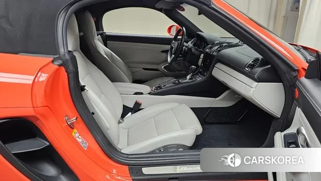 Porsche 718 Boxster 2021 Оранжевый из Кореи, фото 2