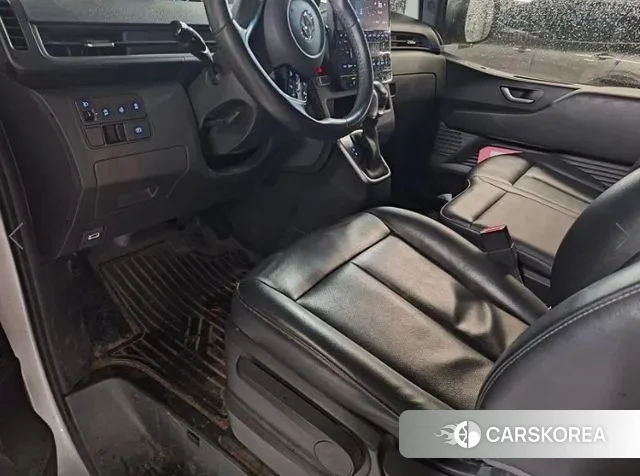 Hyundai Staria 2021 Серебряный из Кореи, фото 2