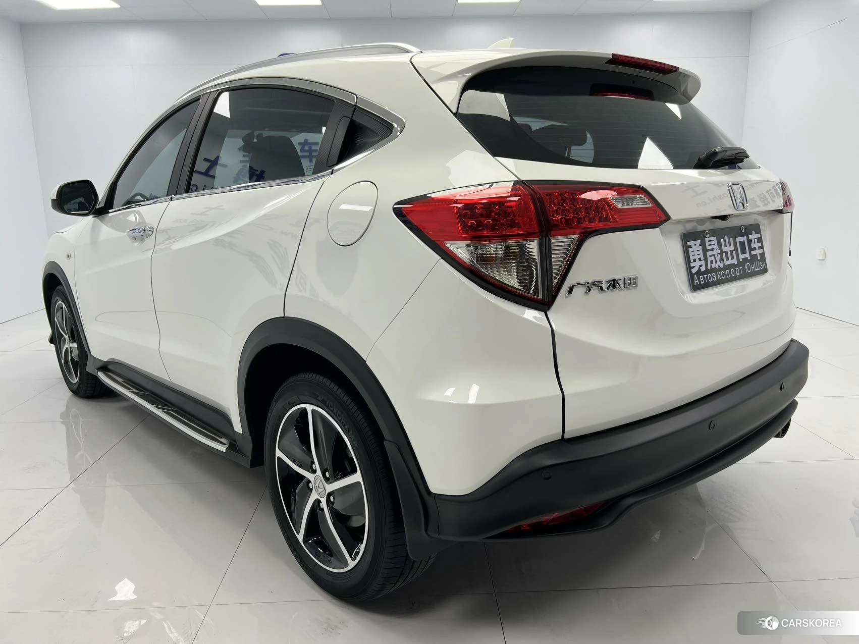 Honda Vezel 2022 Белый из Китая, фото 2