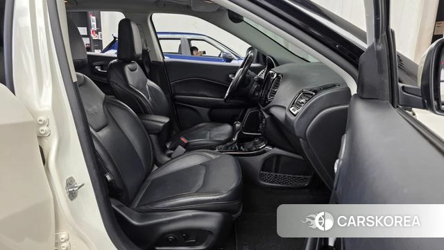Jeep Compass 2nd Generation 2019 Белый из Кореи, фото 2