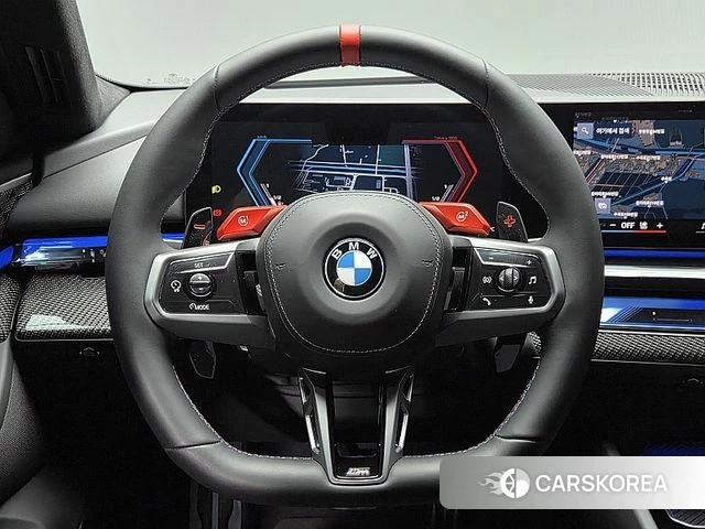BMW M5 (G90) 2025 Белый из Кореи, фото 2