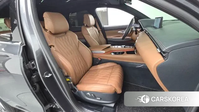 Genesis GV70 2021 Серый из Кореи, фото 2